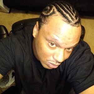 Meet your Posher, Devin